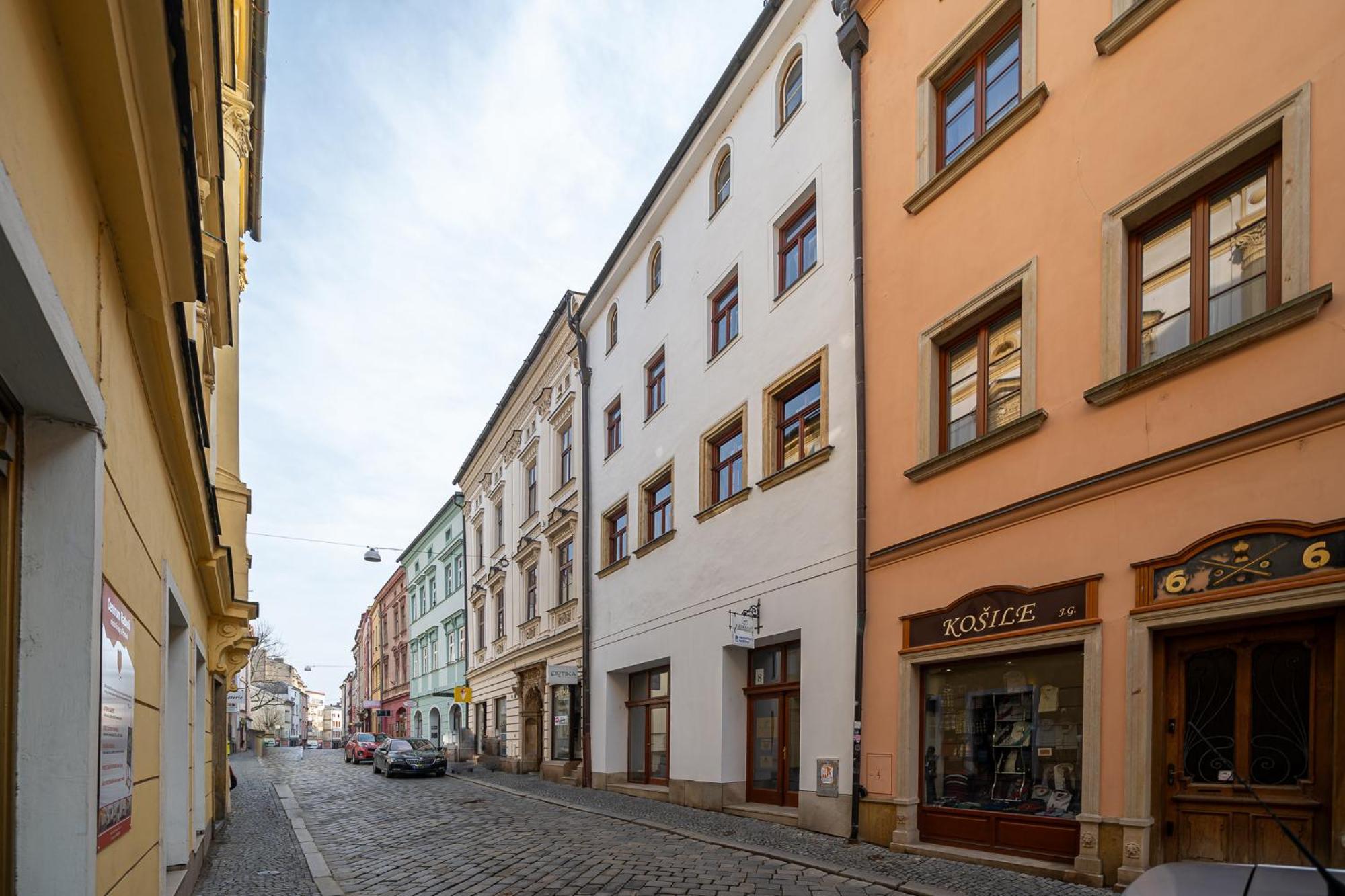 Central Apartment Оломоуц Экстерьер фото